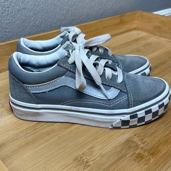 Gray vans - Picture 5 of 7
